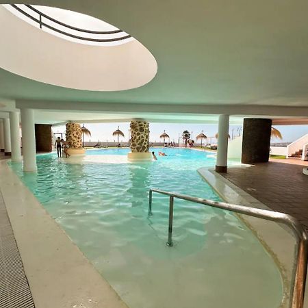 Royal Ocean View - Top Localization Адехе Екстериор снимка